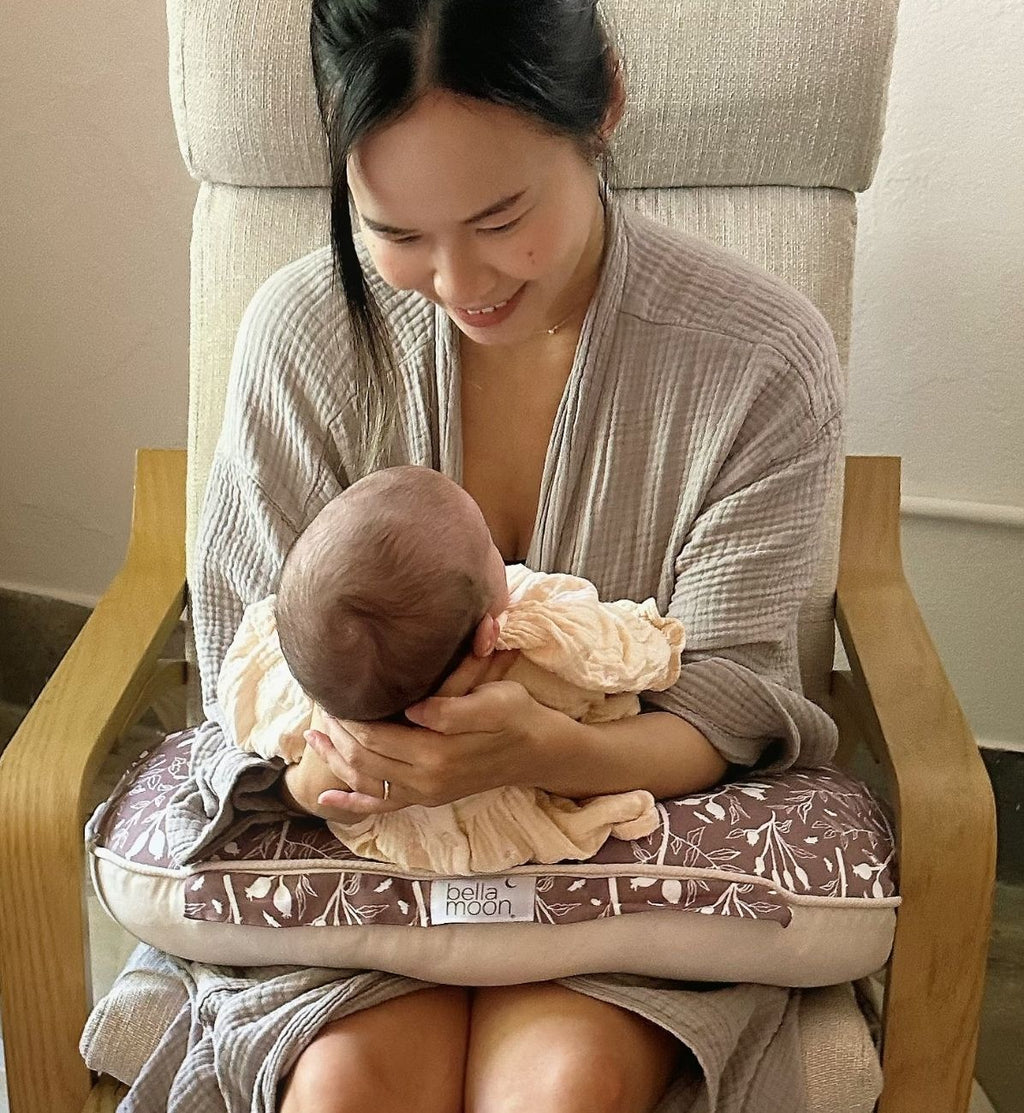 Mini Moon Feeding Pillow - Rosehip