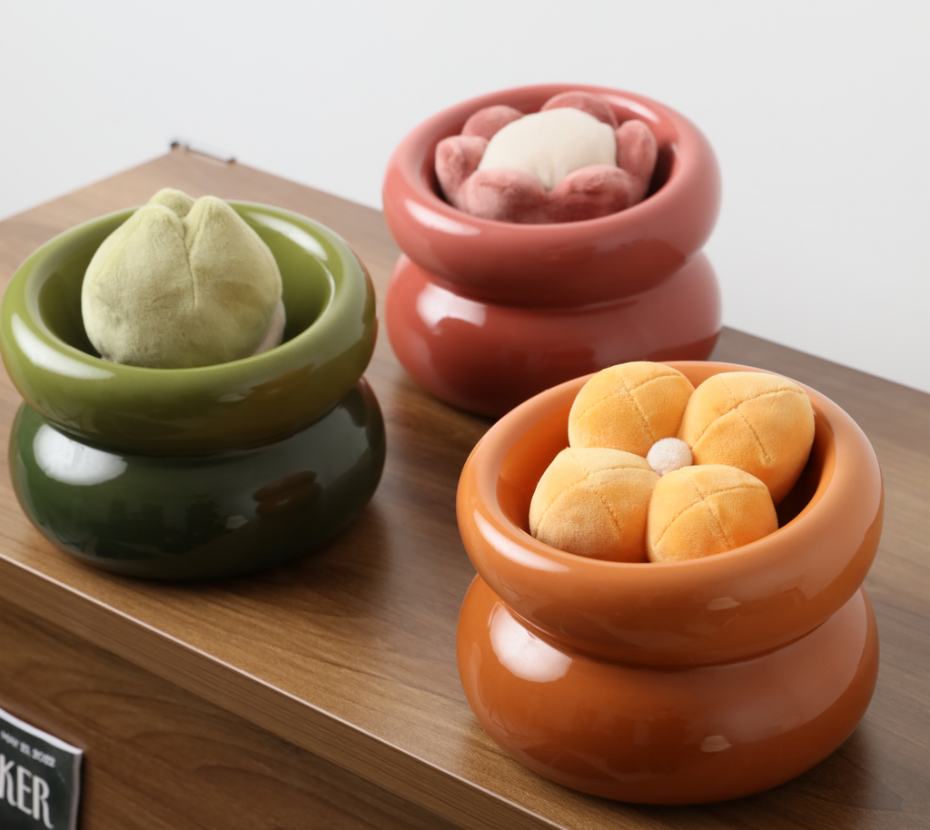 Soufflé Pet Bowl in Avocado Green