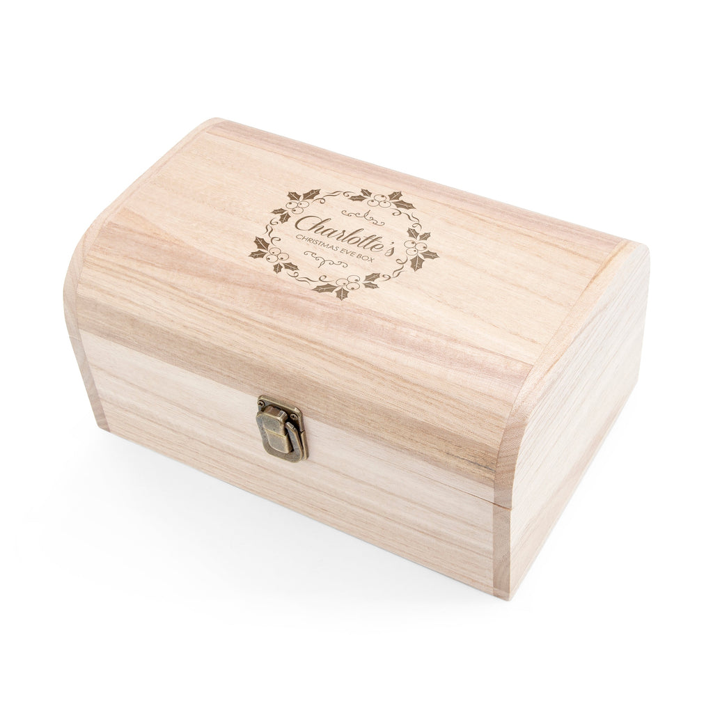 Personalised Christmas Eve Chest with Mistletoe Wreath