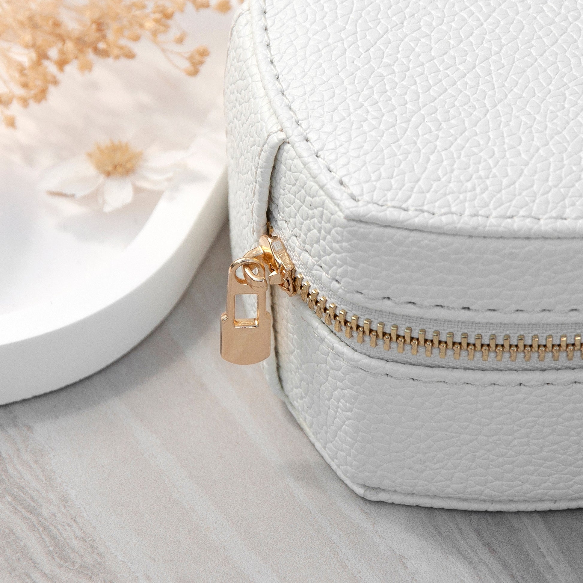 Lunar Phase White Heart Jewellery Case