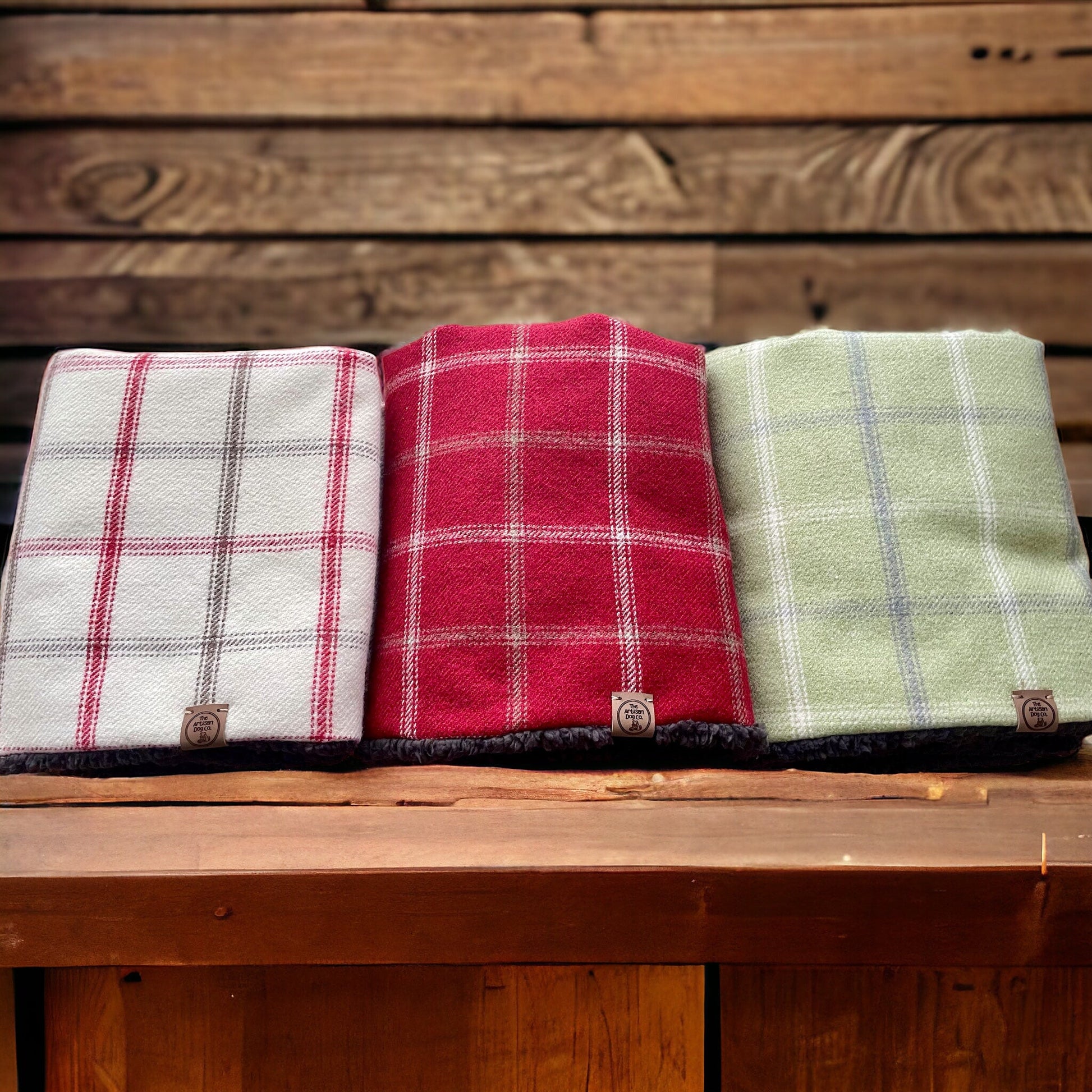 Regular Luxury Handcrafted Cream Red Grey Check Dog Pet Blanket