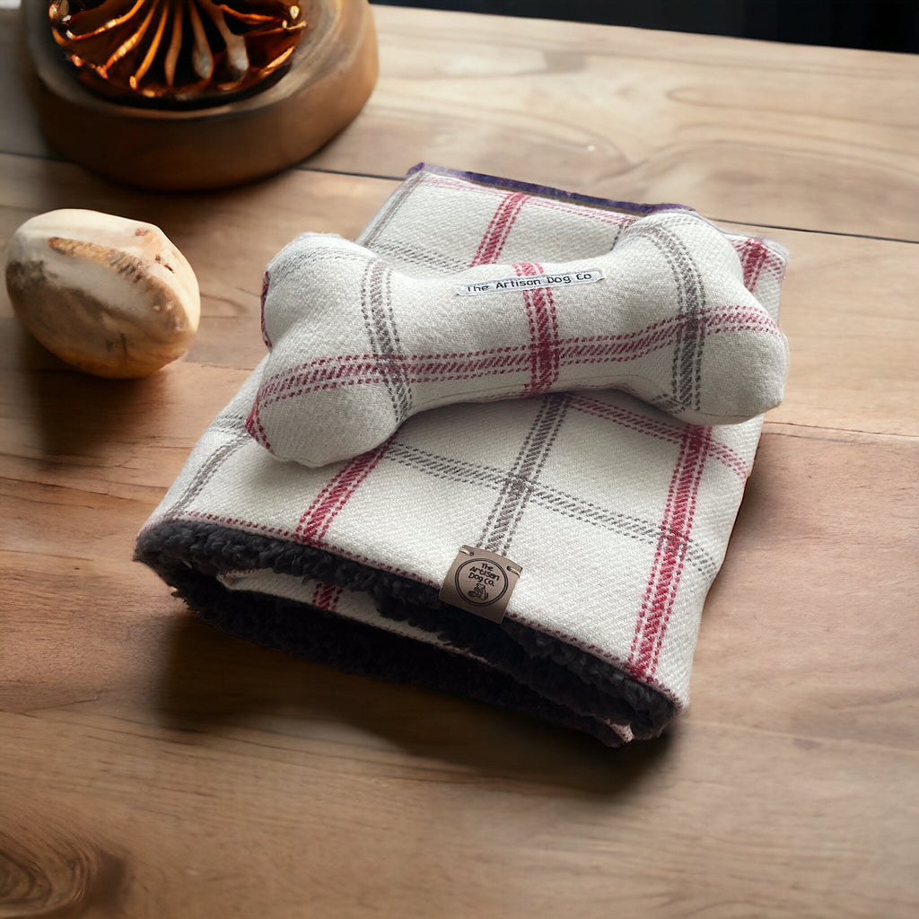 Regular Luxury Handcrafted Cream Red Grey Check Dog Pet Blanket