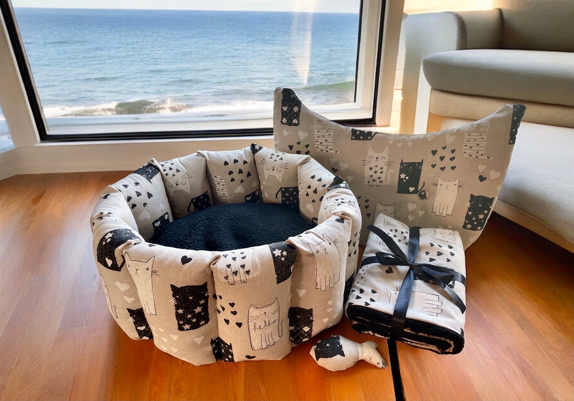 Fish Shaped Cat Toy with Natural Catnip