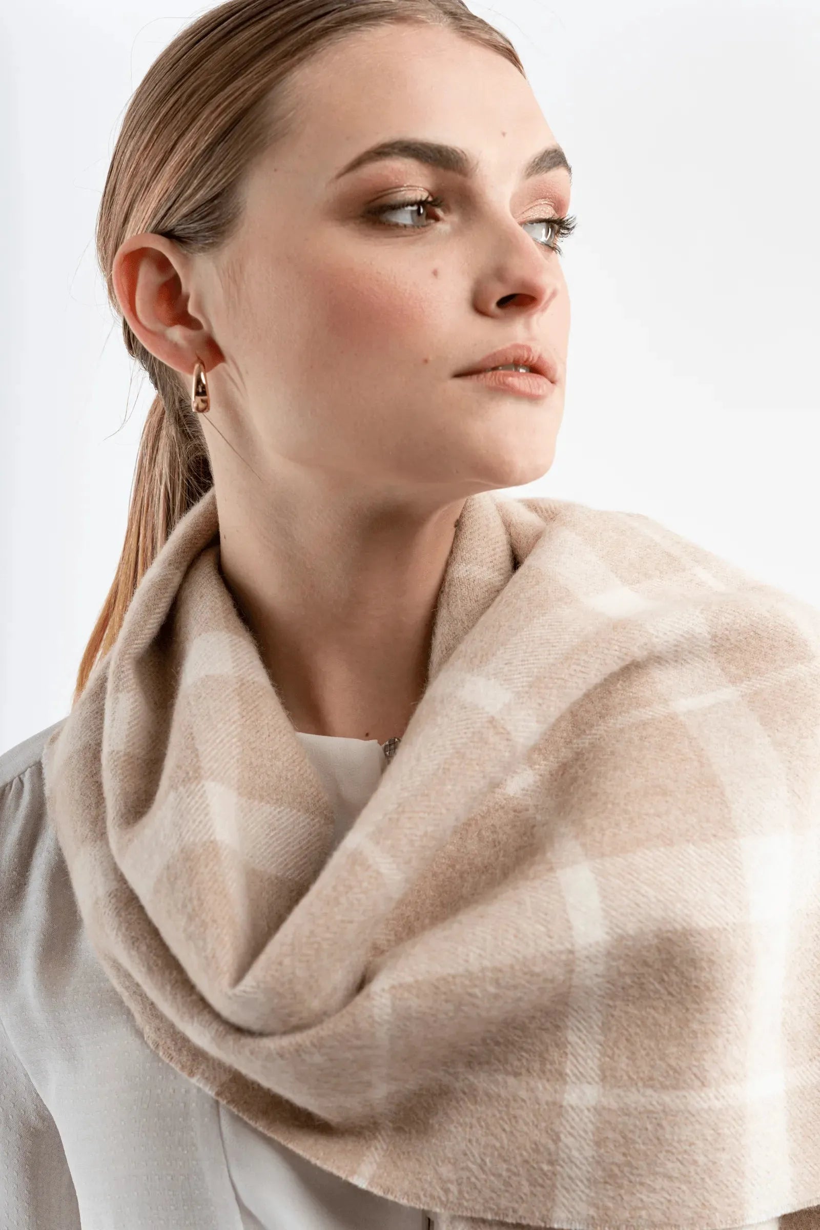 Alpaca Plaid Scarf in Natural Undyed Fibres