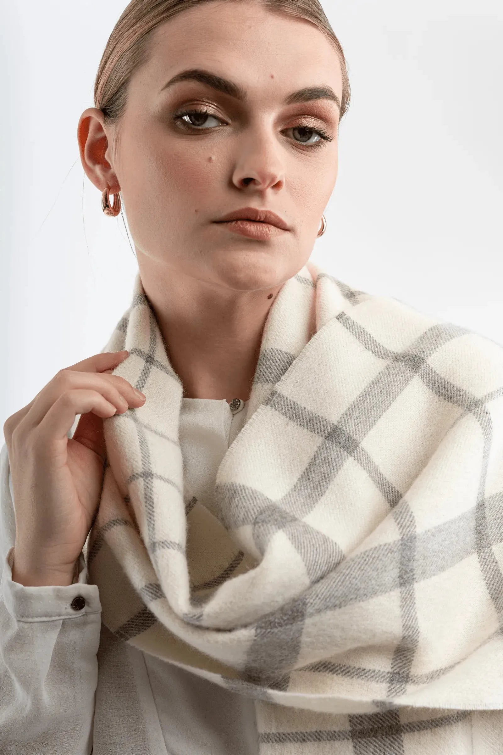Alpaca Plaid Scarf in Natural Undyed Fibres