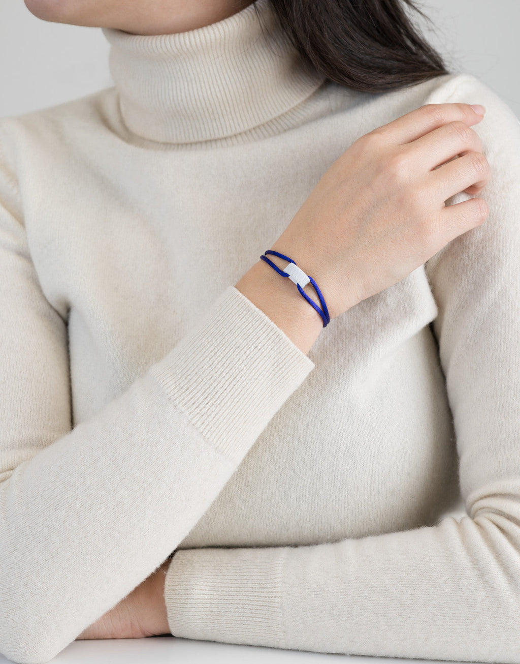 Snow Regent Cord Bracelet