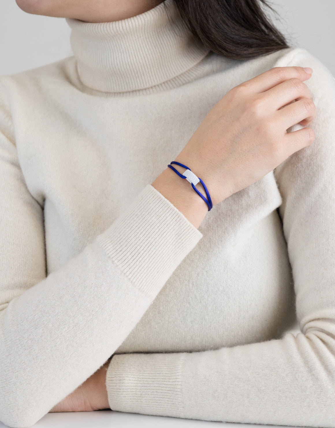 Snow Regent Cord Bracelet