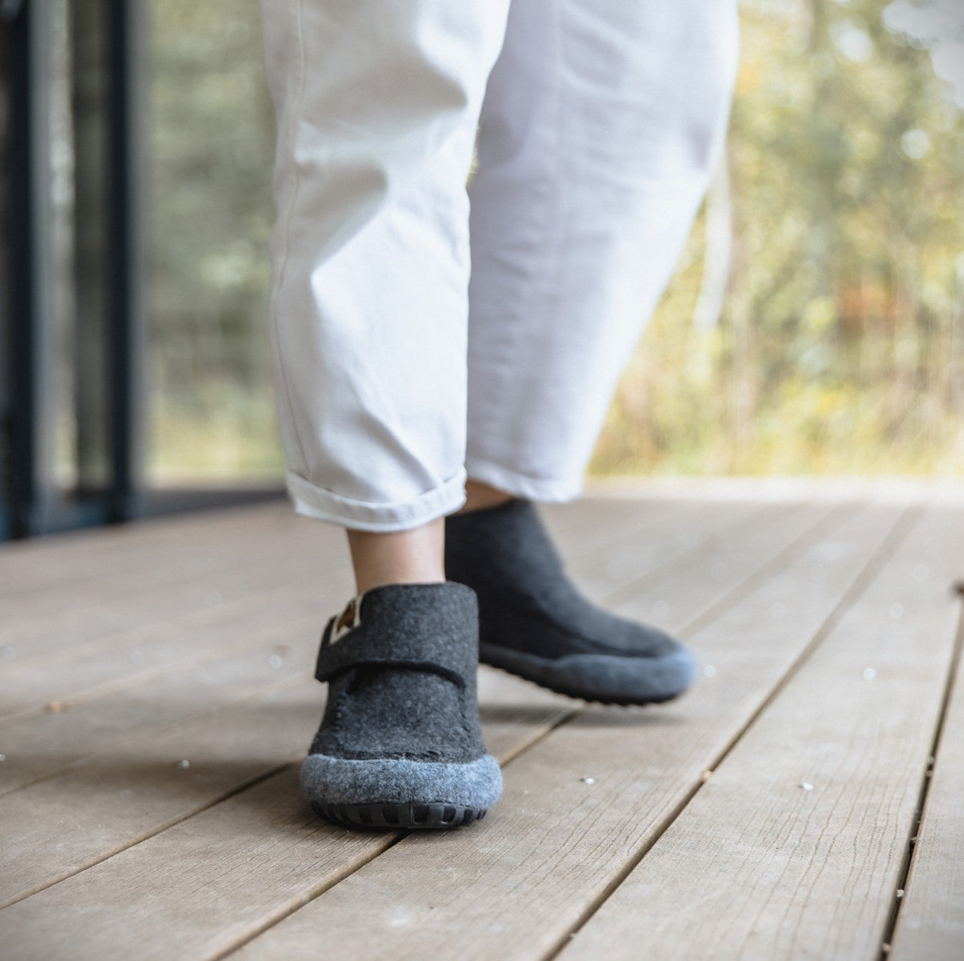 Quokka Women's Slipper Boots in Charcoal and Grey
