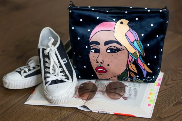 MAKEUP BAG / POUCH SIUZANA - BLACK