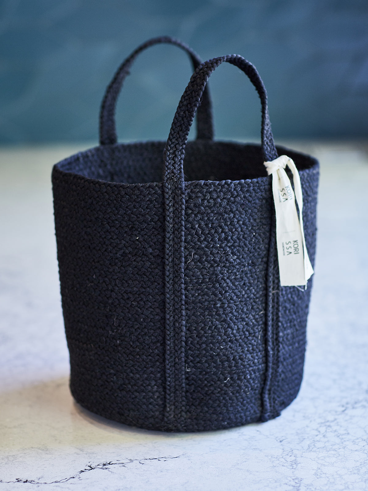 Kata Basket with Handle in Black