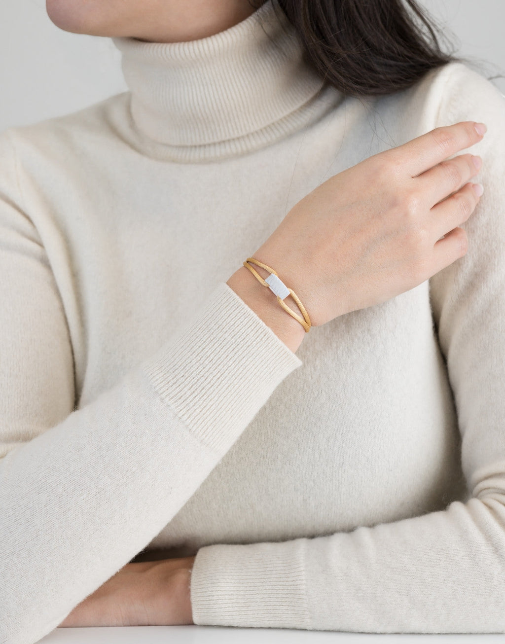 Snow Regent Cord Bracelet