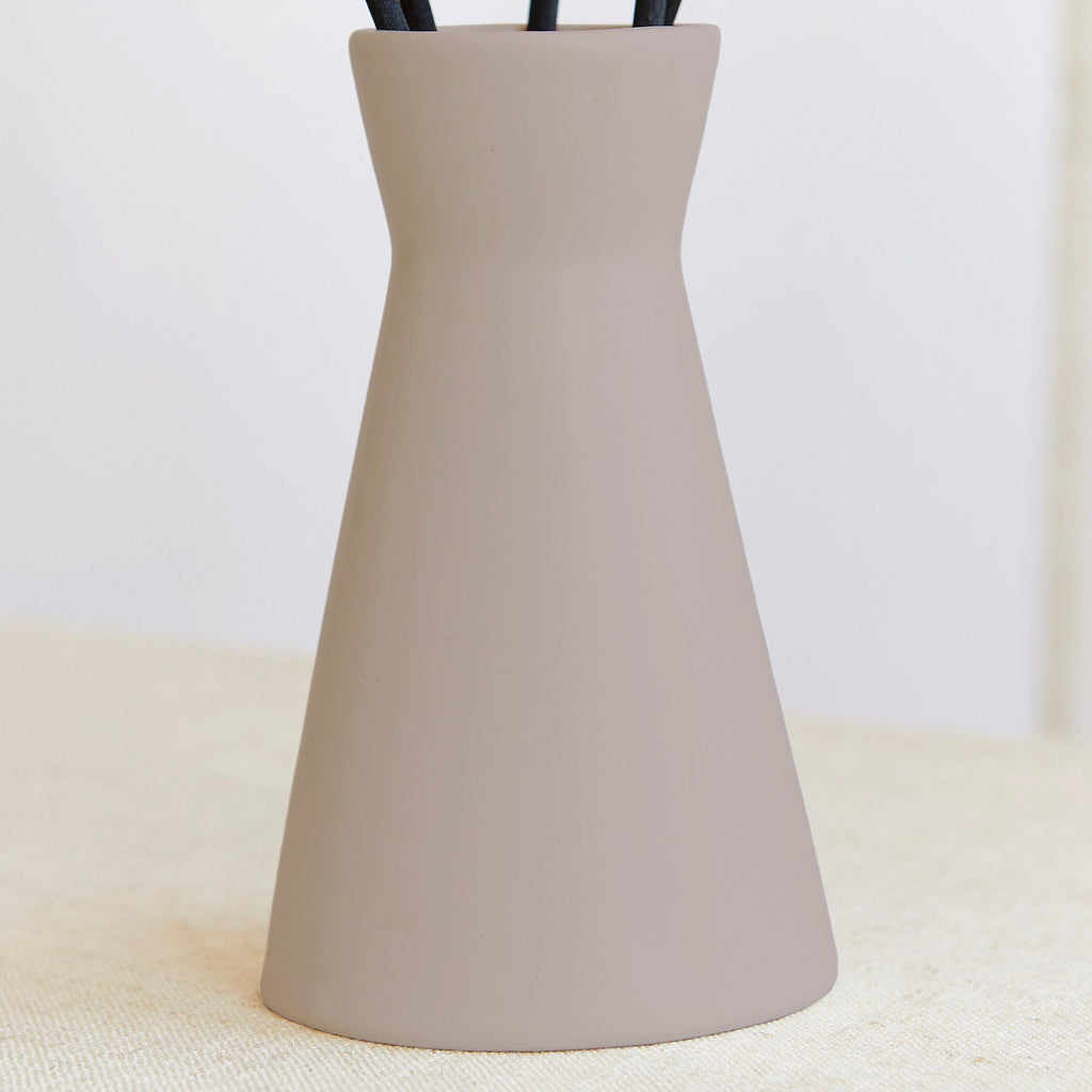 Scandi: Mocha Reed Diffuser - Myrrh & Tonka