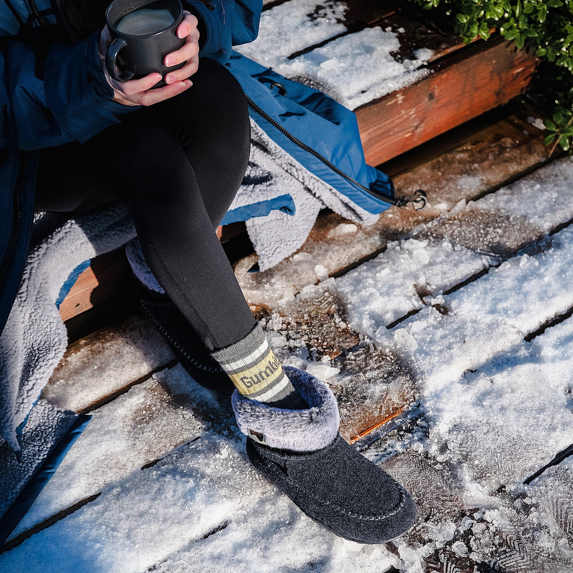 Ossa High Slipper Boot in Navy and Grey