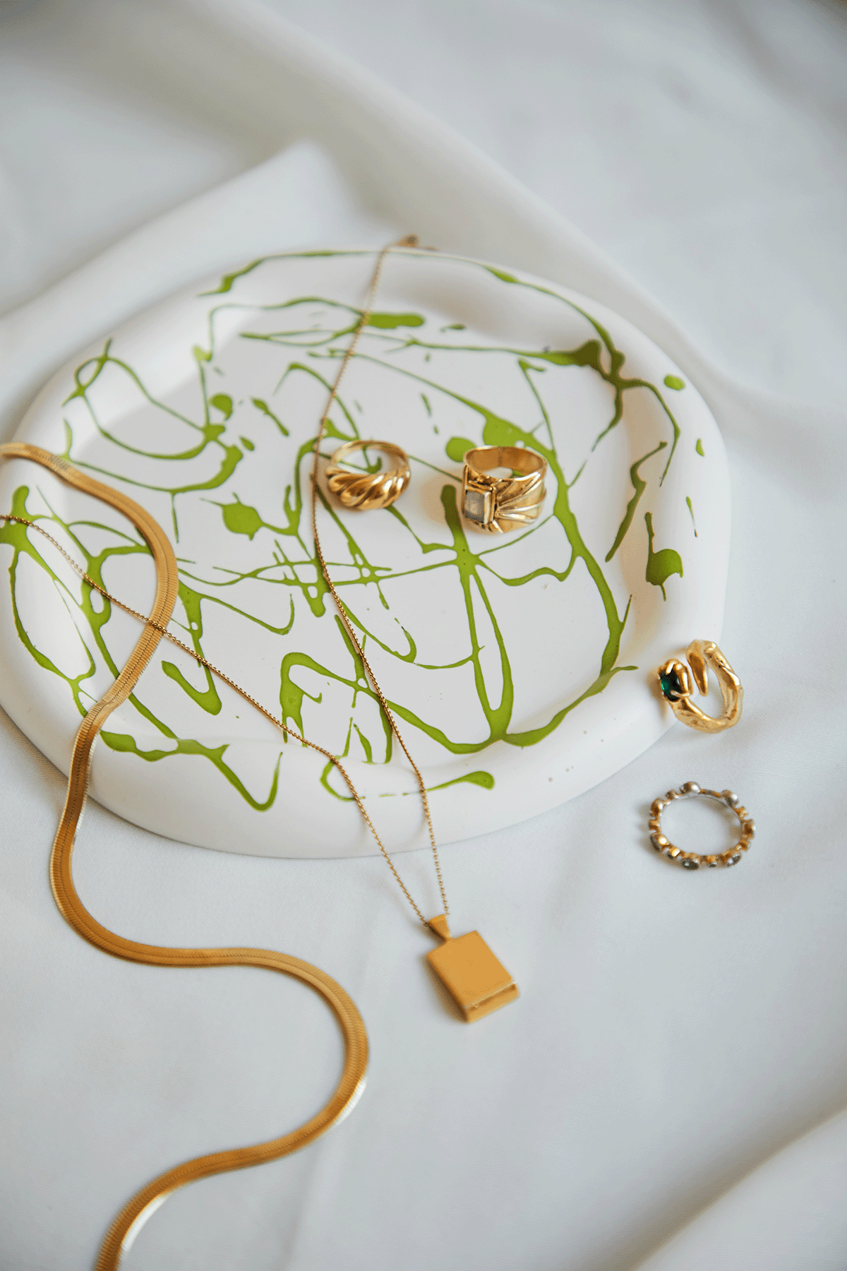 Irregular Shaped Jewellery Tray