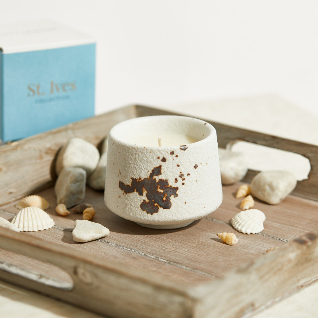 St Ives: Harlyn Candle - Passionfruit & Vanilla