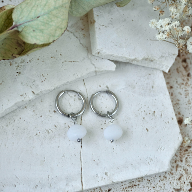 Terra Huggie Pebbles