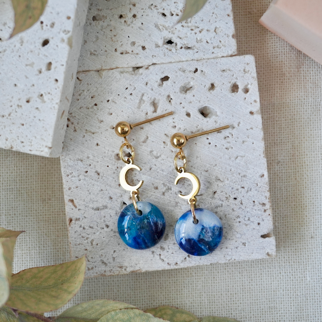 Equinox Stud Mini Moon