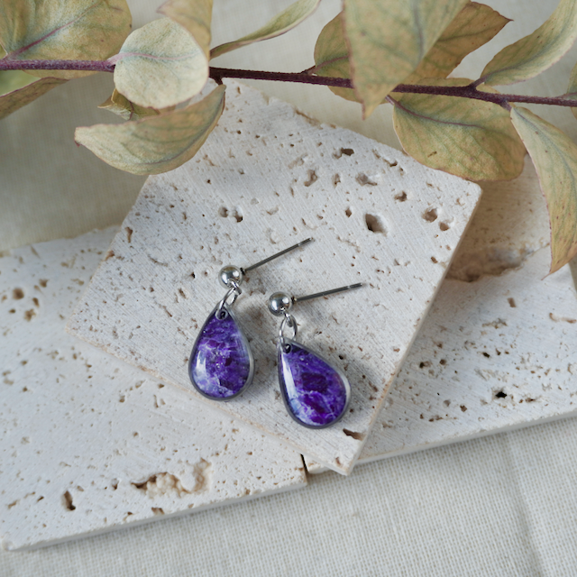 Celestia Stud Teardrop