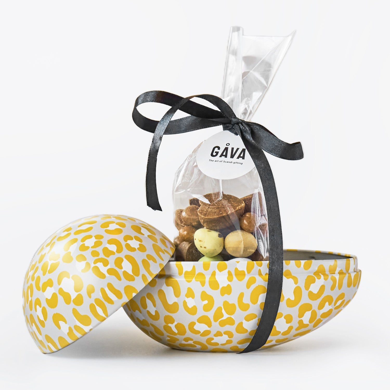 Leo Beige Spotted Easter Egg