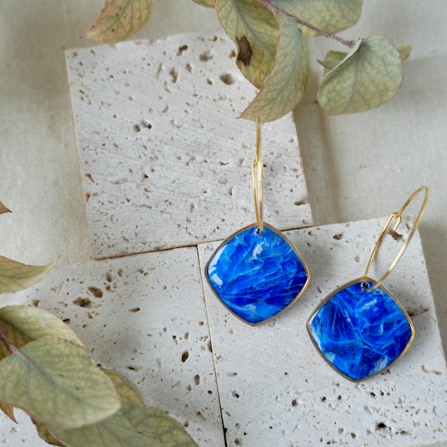 Celestia Thin Hoop Square