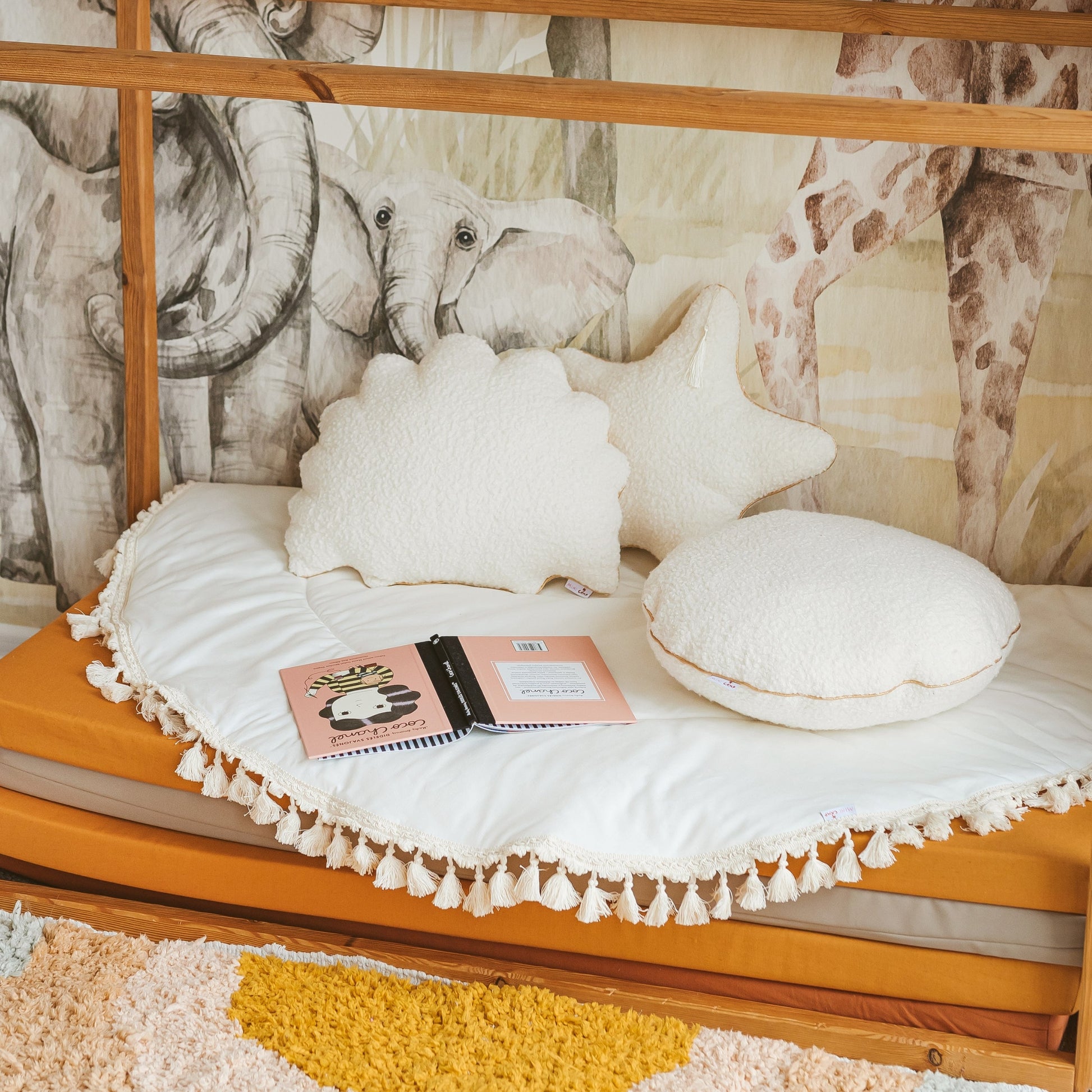 Seashell and Starfish Throw Pillows, Pack of 2