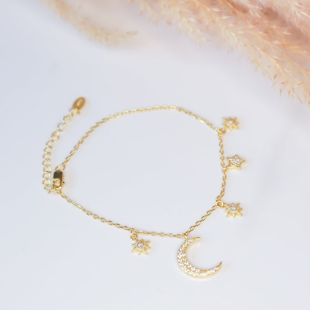 Vega Moon & Star Charm Bracelet | 18k Gold Plated