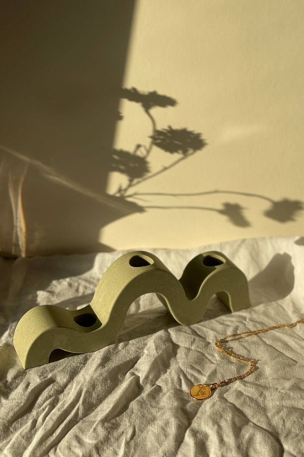 Wavy Candle Stick Holder