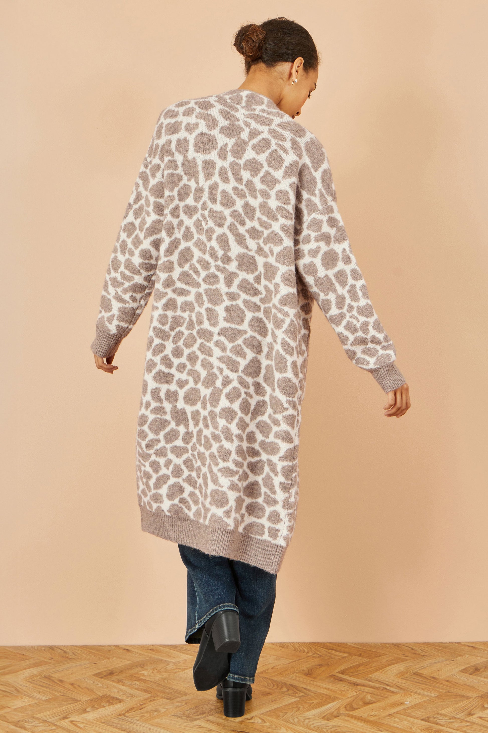 Yumi Beige Animal Print Intarsia Long Cardigan