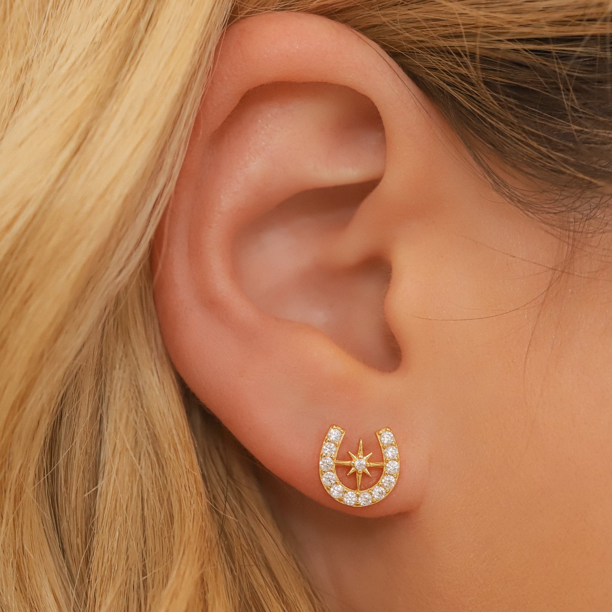 Zada Horseshoe Star Stud Earrings | 18K Gold Plated