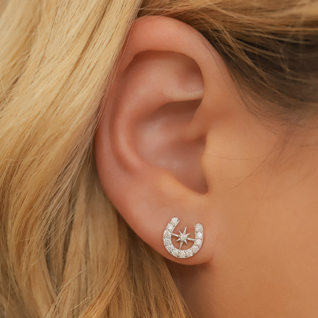 Zada Horseshoe Star Stud Earrings | 925 Sterling Silver