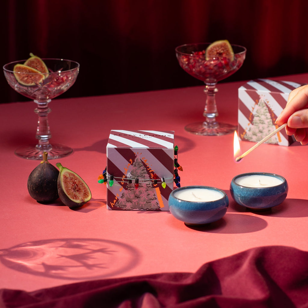 Sparkle Season: Cracking Christmas Tea Lights (Box of 2) - Fireside