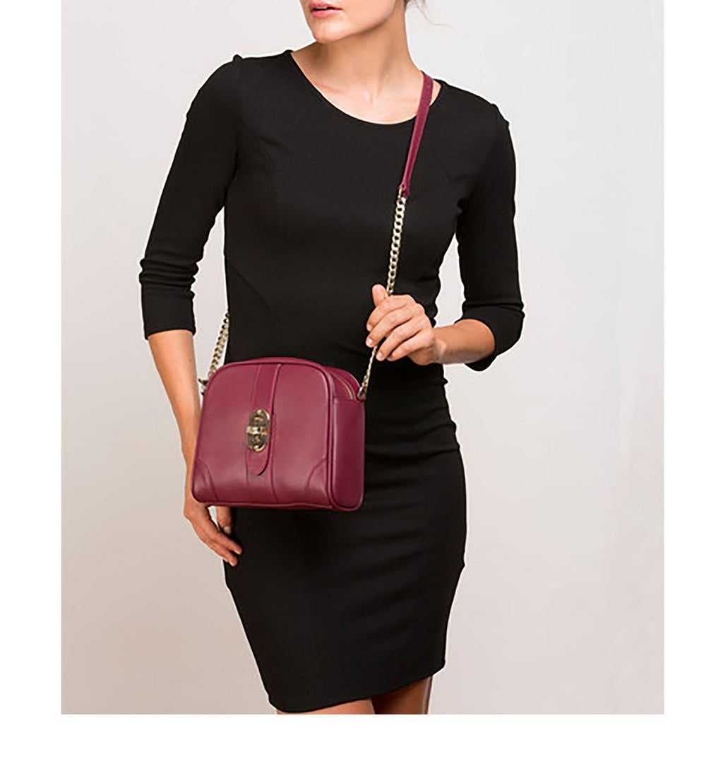 Small Crossbody Bag in Burgundy
