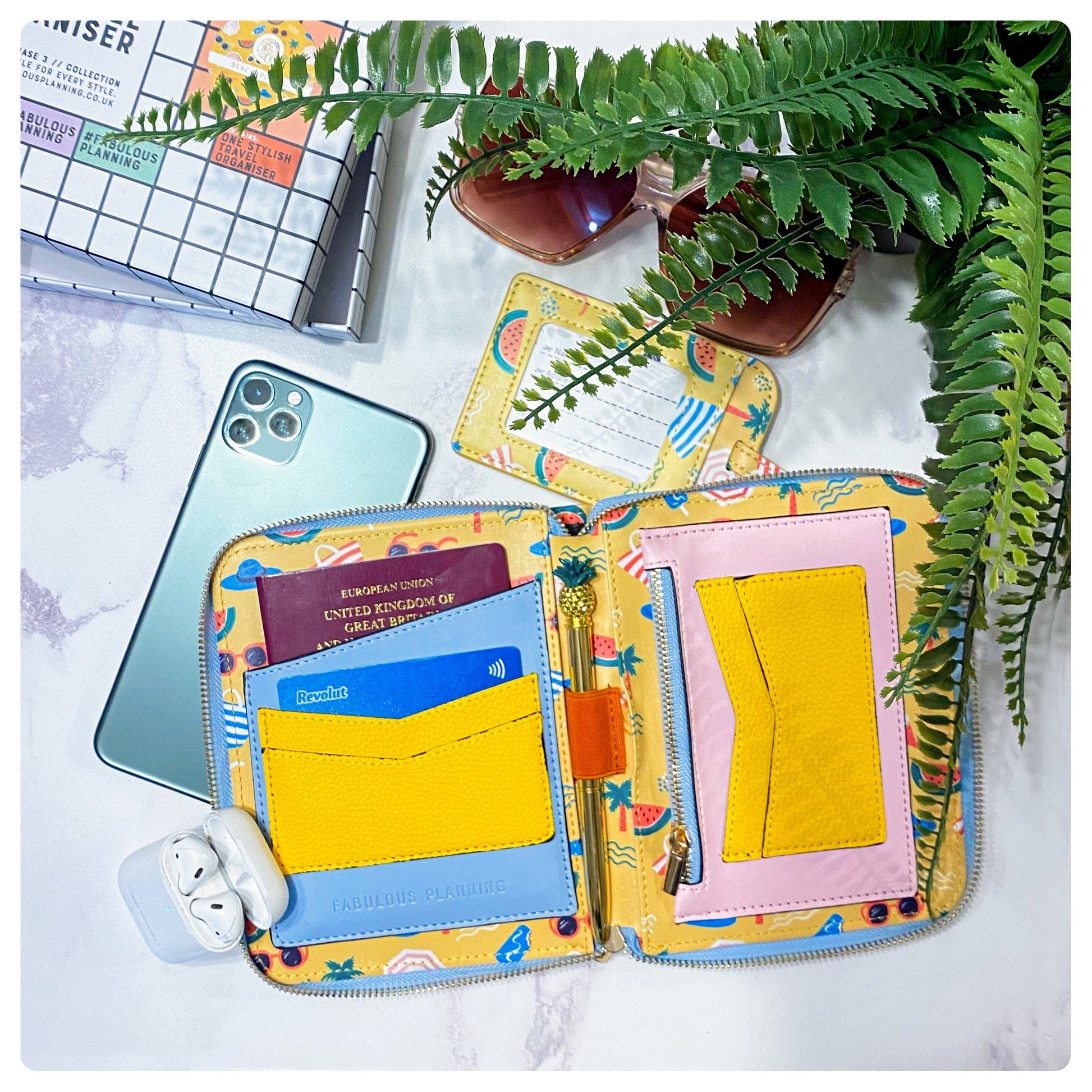 Beach Please - Travel Organiser
