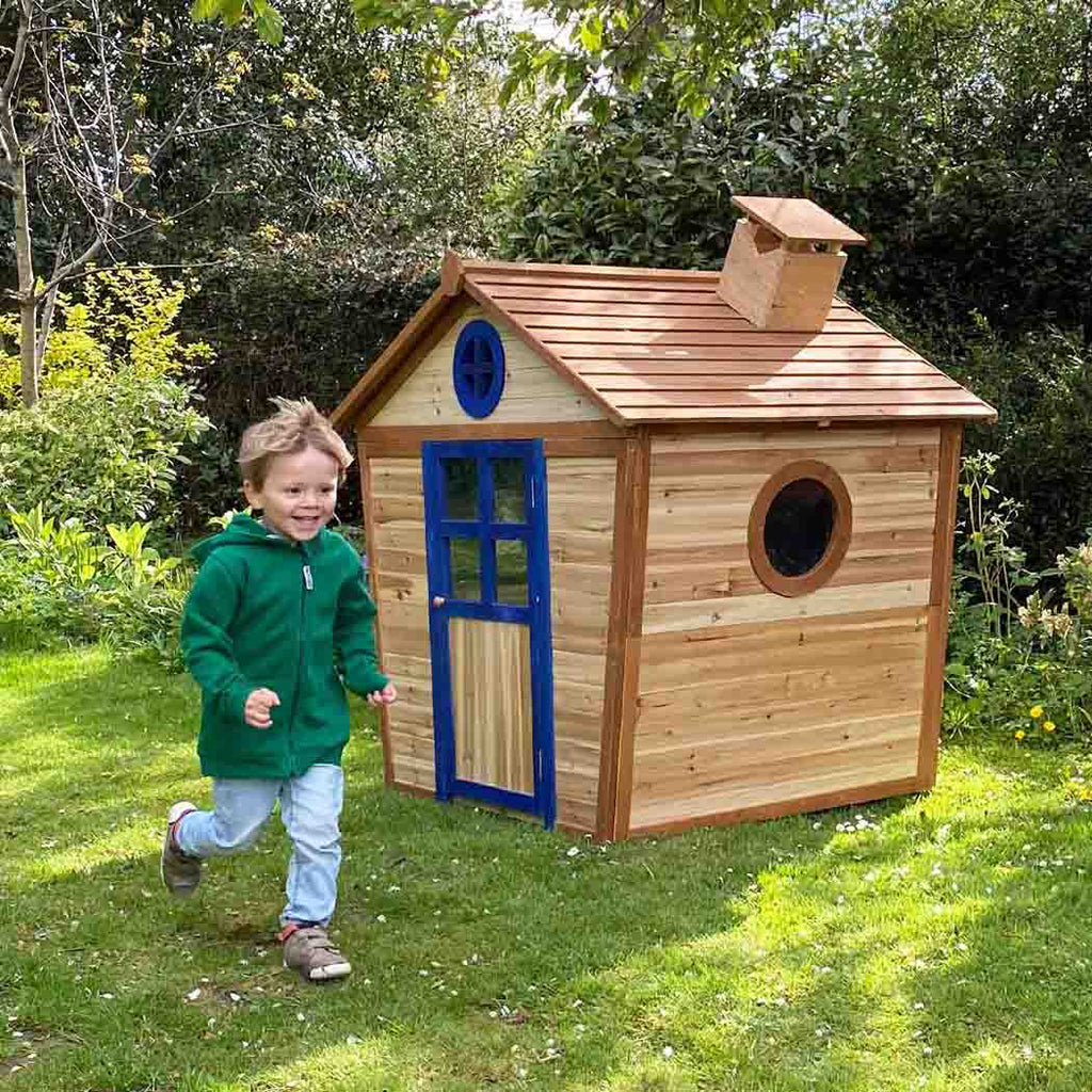 Redwood Lodge Wooden Playhouse – Pre-Painted Fir
