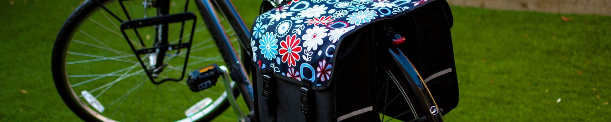 BikyBag Classic - Bicycle Double Pannier Bag (Daisy Flowers)