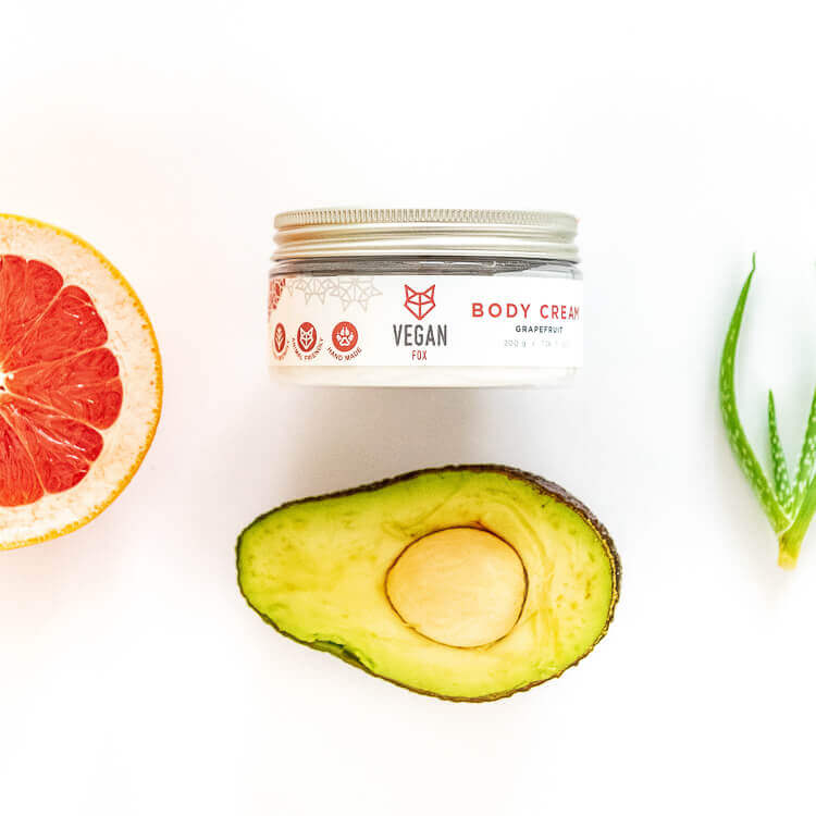 Grapefruit Body Cream – Vegan, Moisturizing & Refreshing by Vegan Fox at www.brixbailey.com