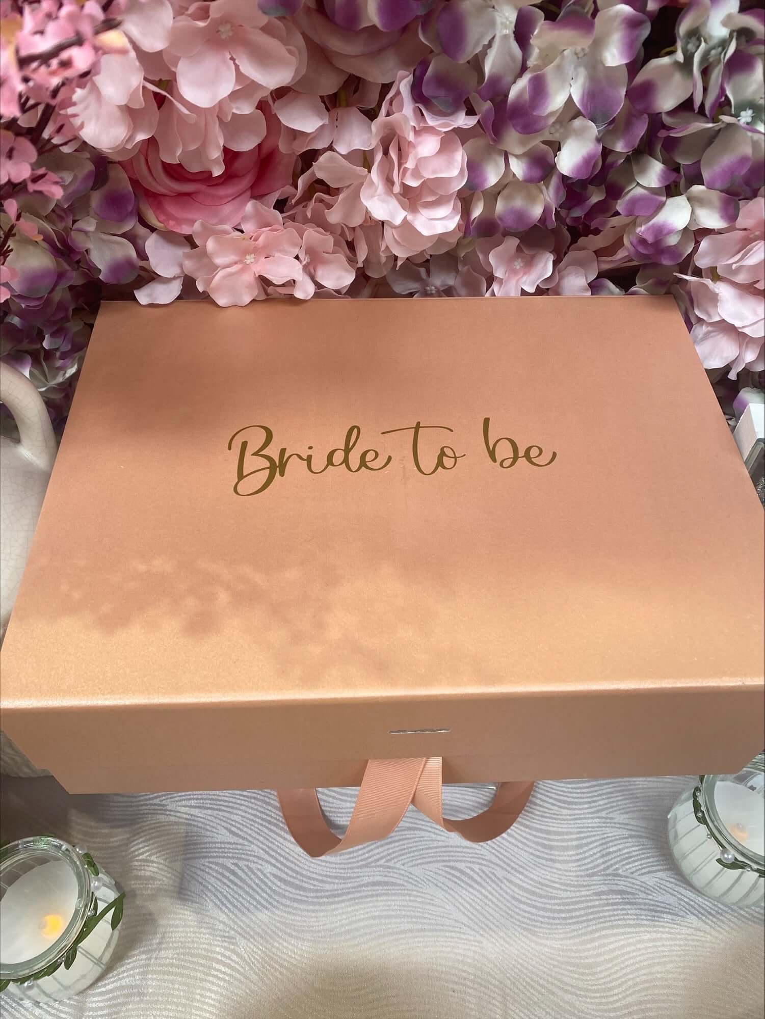 Bride to Be Celebration Box with Personalized Glass and Prosecco