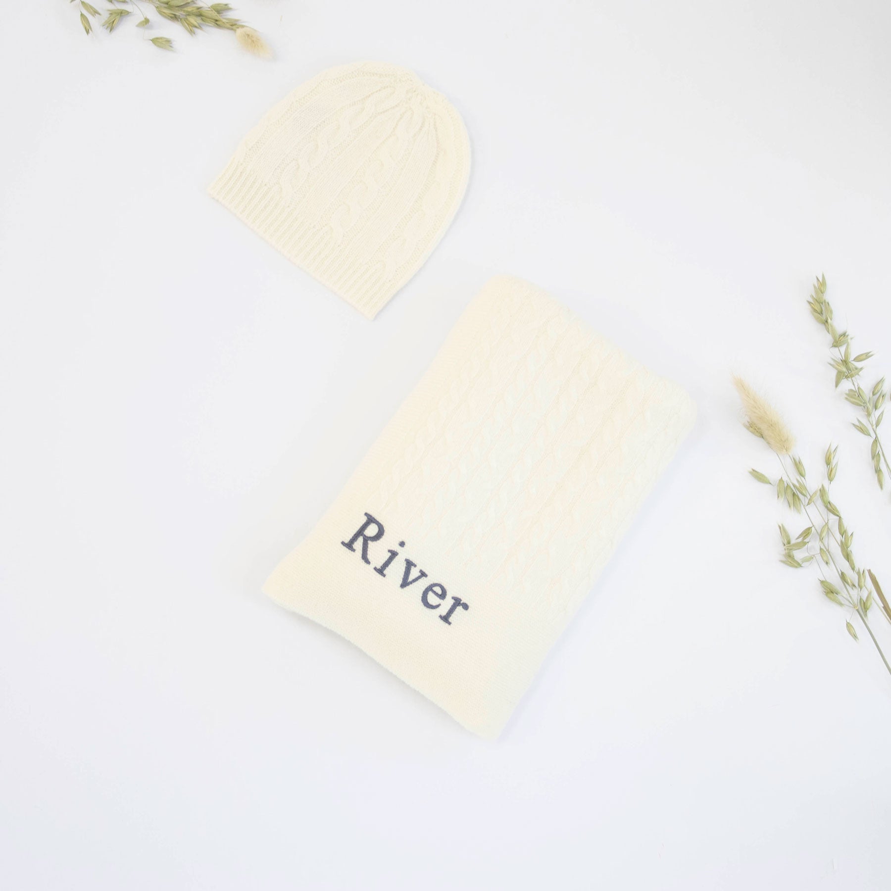 Classic Cashmere Baby Gift Set in Ivory