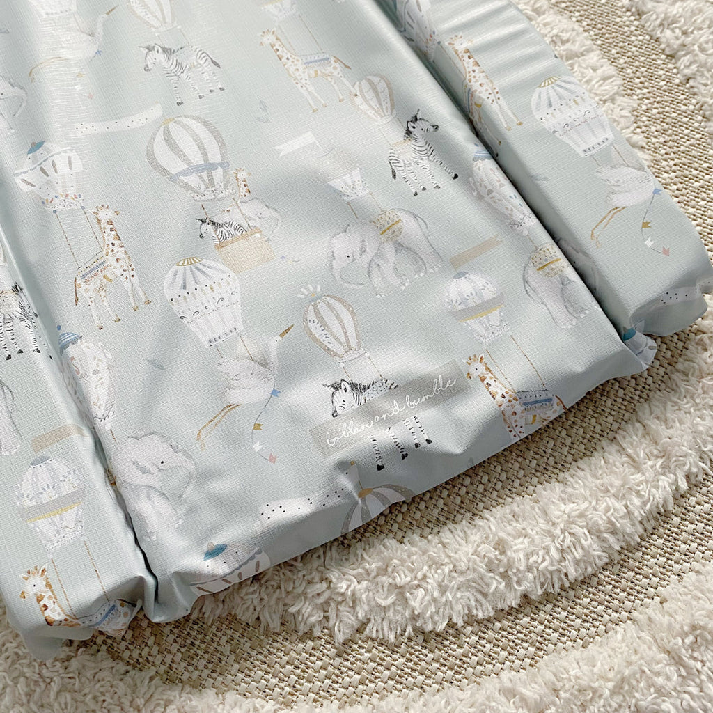 Standard Changing Mat - Hot Air Balloons Print