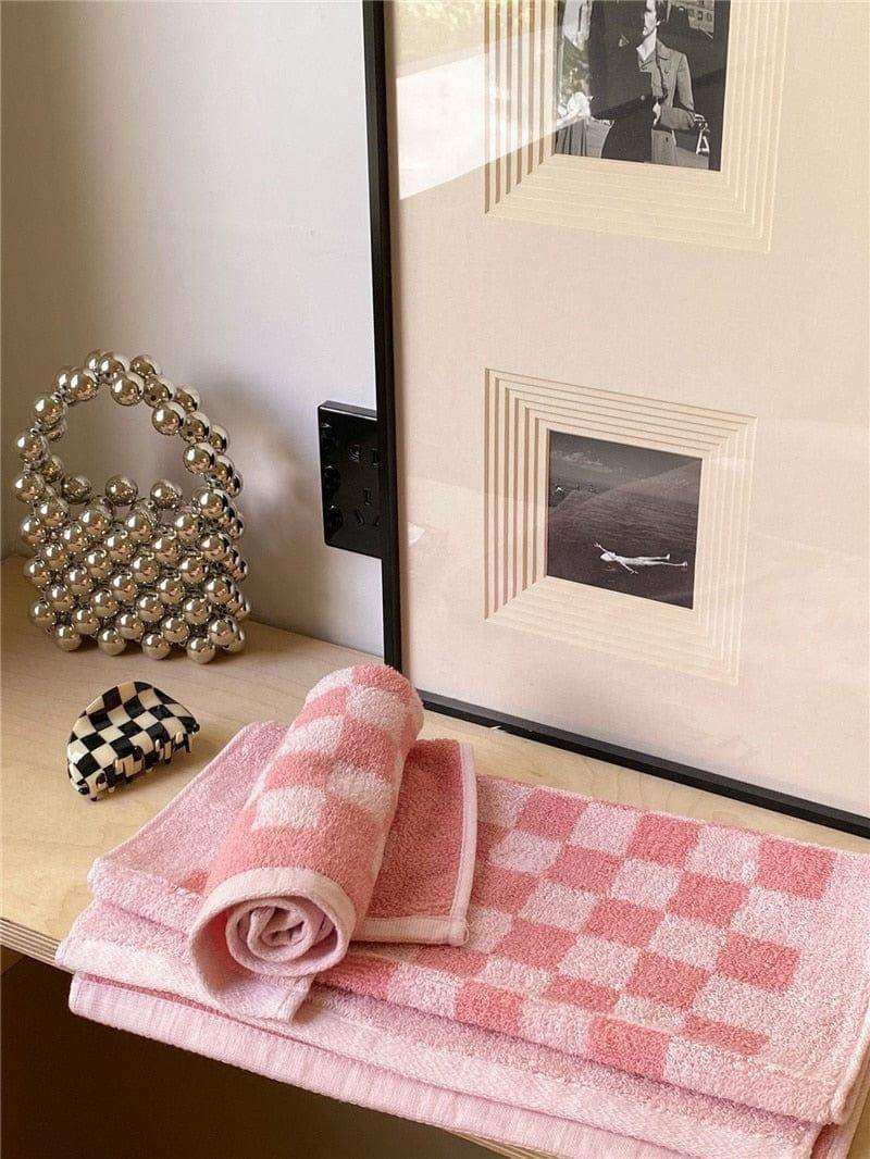 Checkerboard Bath Towels