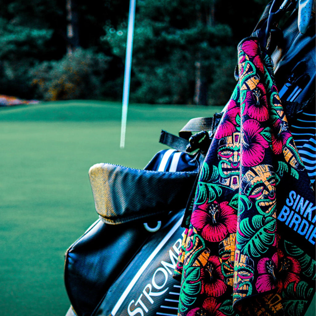 Magnetic Golf Towel with Tiki Design