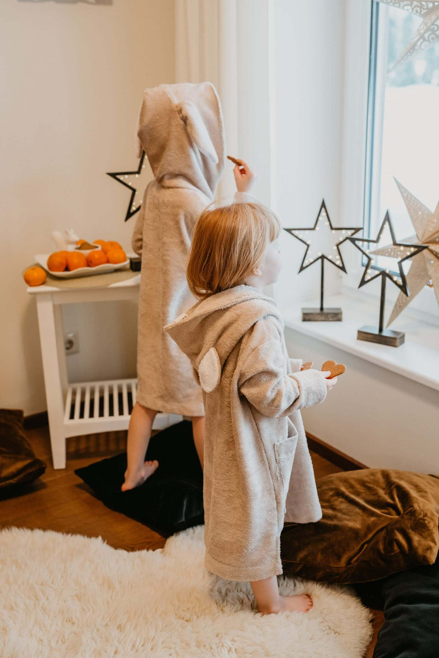 Children's Long-Sleeve Poncho TEDDY – Cozy & Antibacterial by RÄTT at brixbailey.com