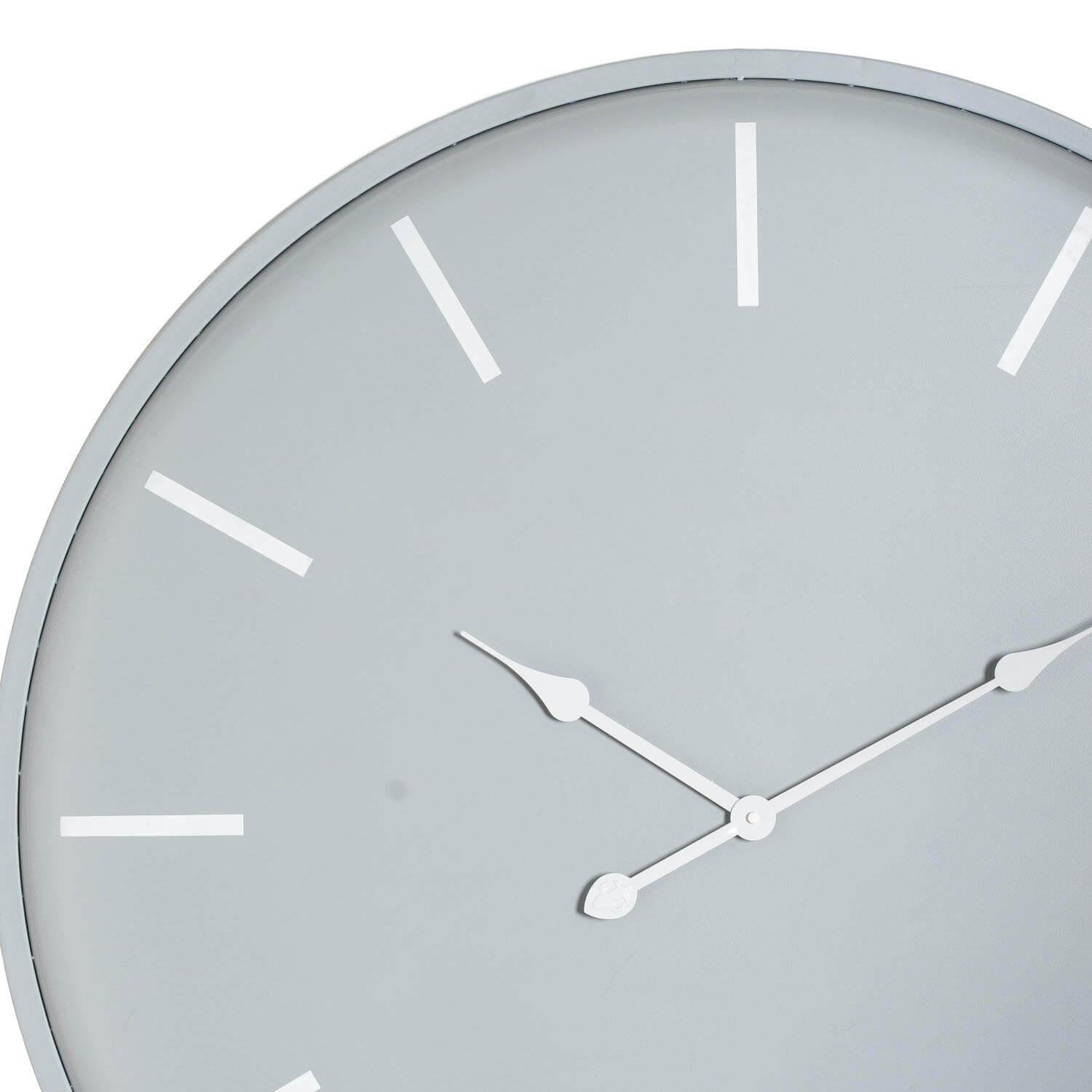 Large 80cm grey metal wall clock with minimalist design for modern or industrial decor  

*(98 characters)*  

âœ… **Keywords included:** wall clock, 80cm, grey, metal, minimalist, modern, industrial decor  
âœ… **Clear description:** Describes size, color, material, and style  
âœ… **SEO & accessibility optimized:** Concise yet informative for shoppers and screen readers by Sostter at brixbailey.com