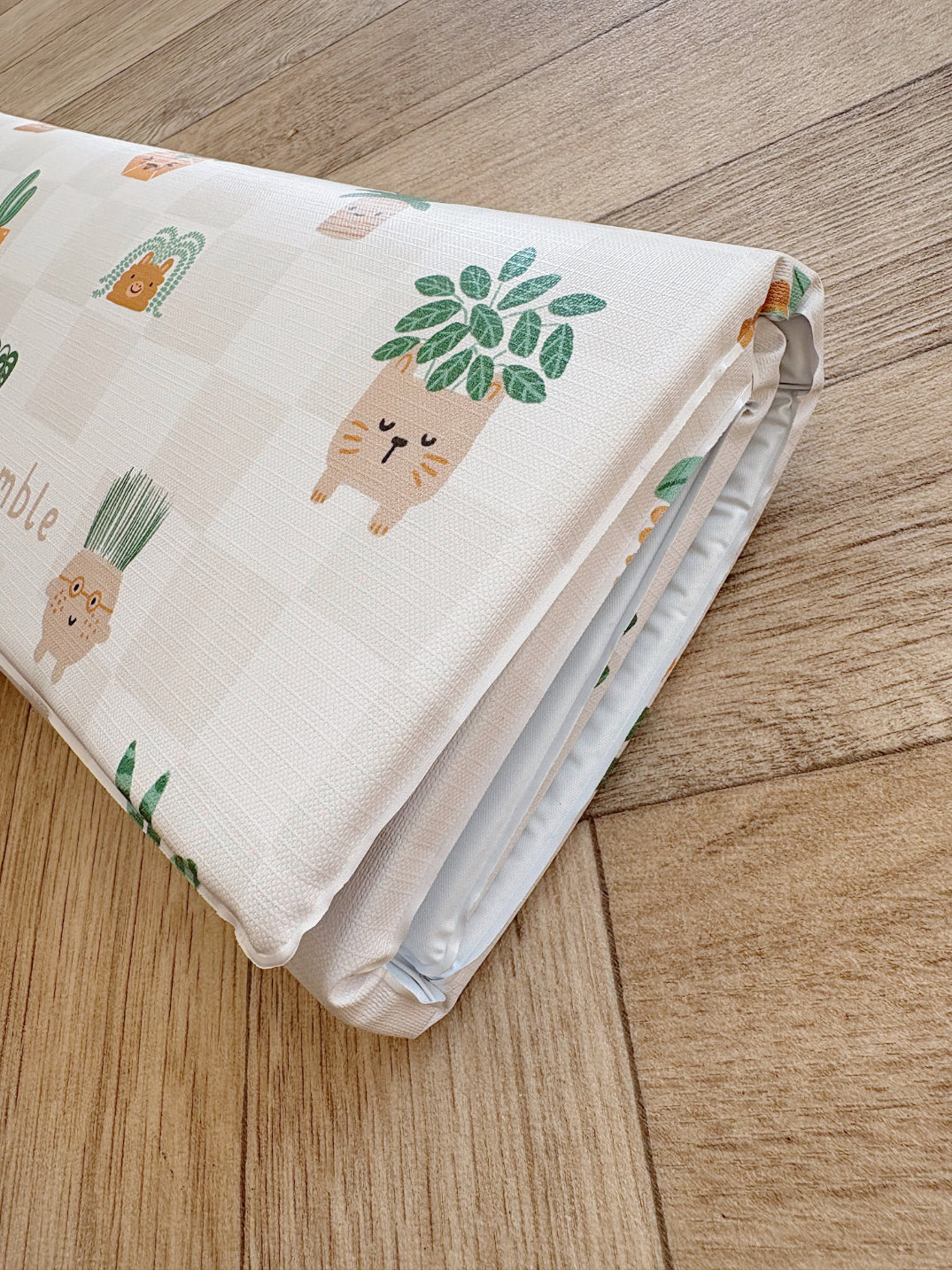 Travel Changing Mat - Pot Plants