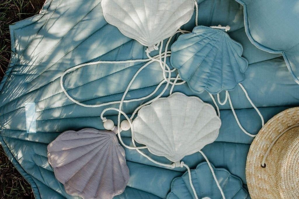 Dusty Blue Shell Garland Decoration - Thumbnail 3
