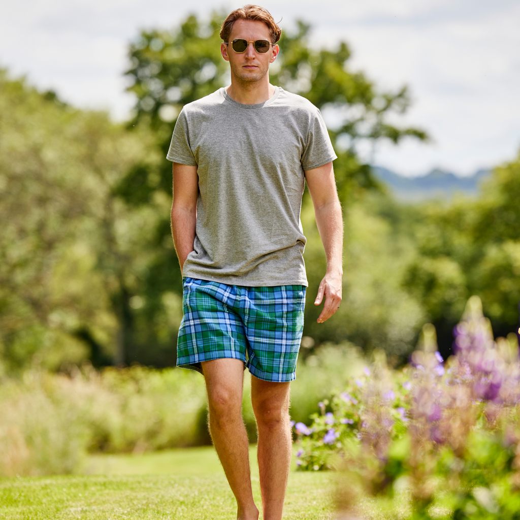 Green Sea Turtle long shorts