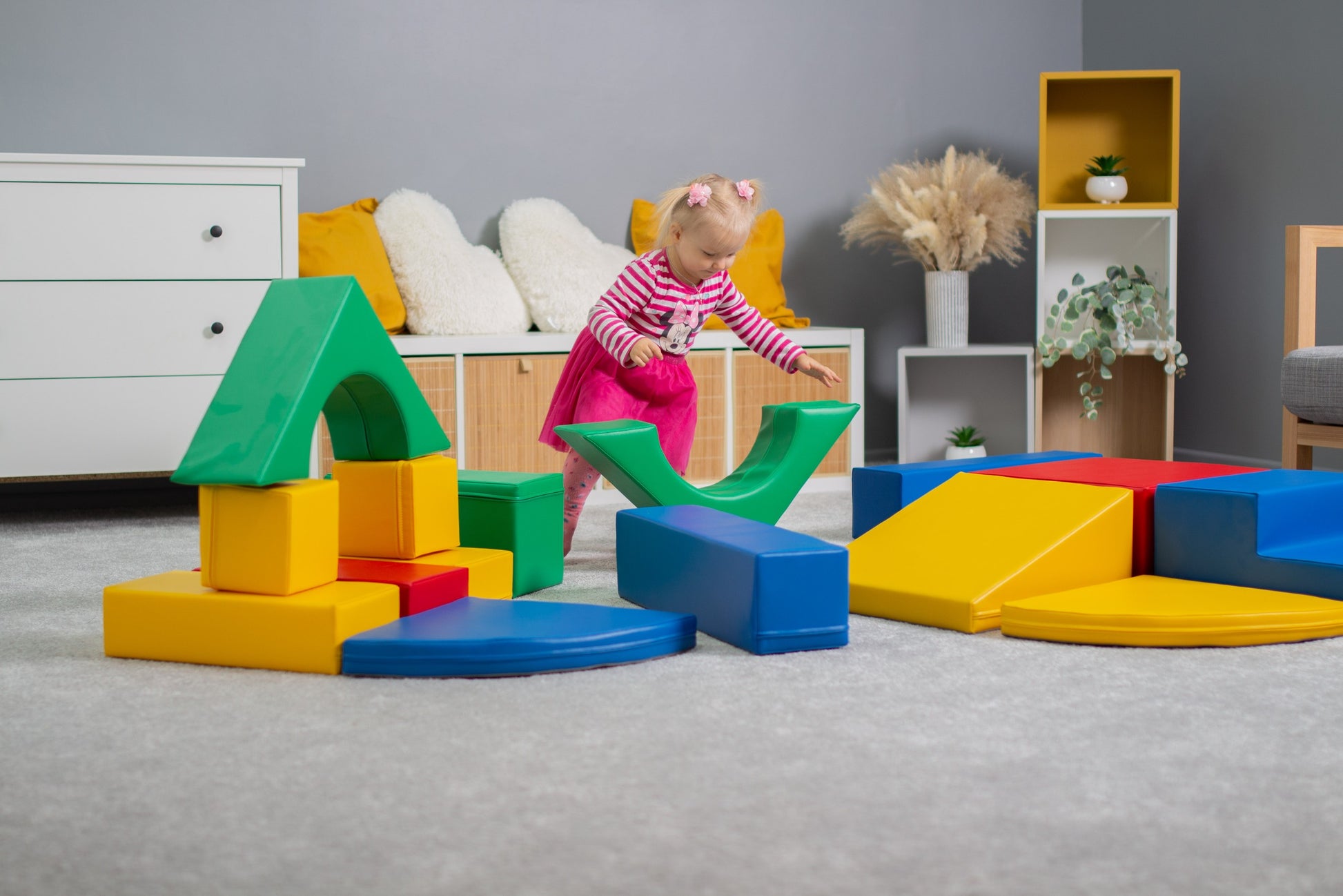 bold iglu soft foam block set for kids - vibrant multicolor blocks for creative building