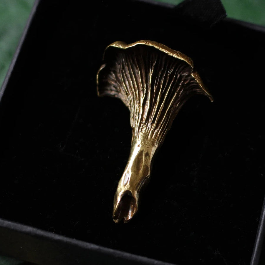 Сhanterelle Mushroom Brooch - Brass