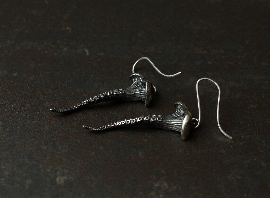 Shoomtacle Earrings - Silver