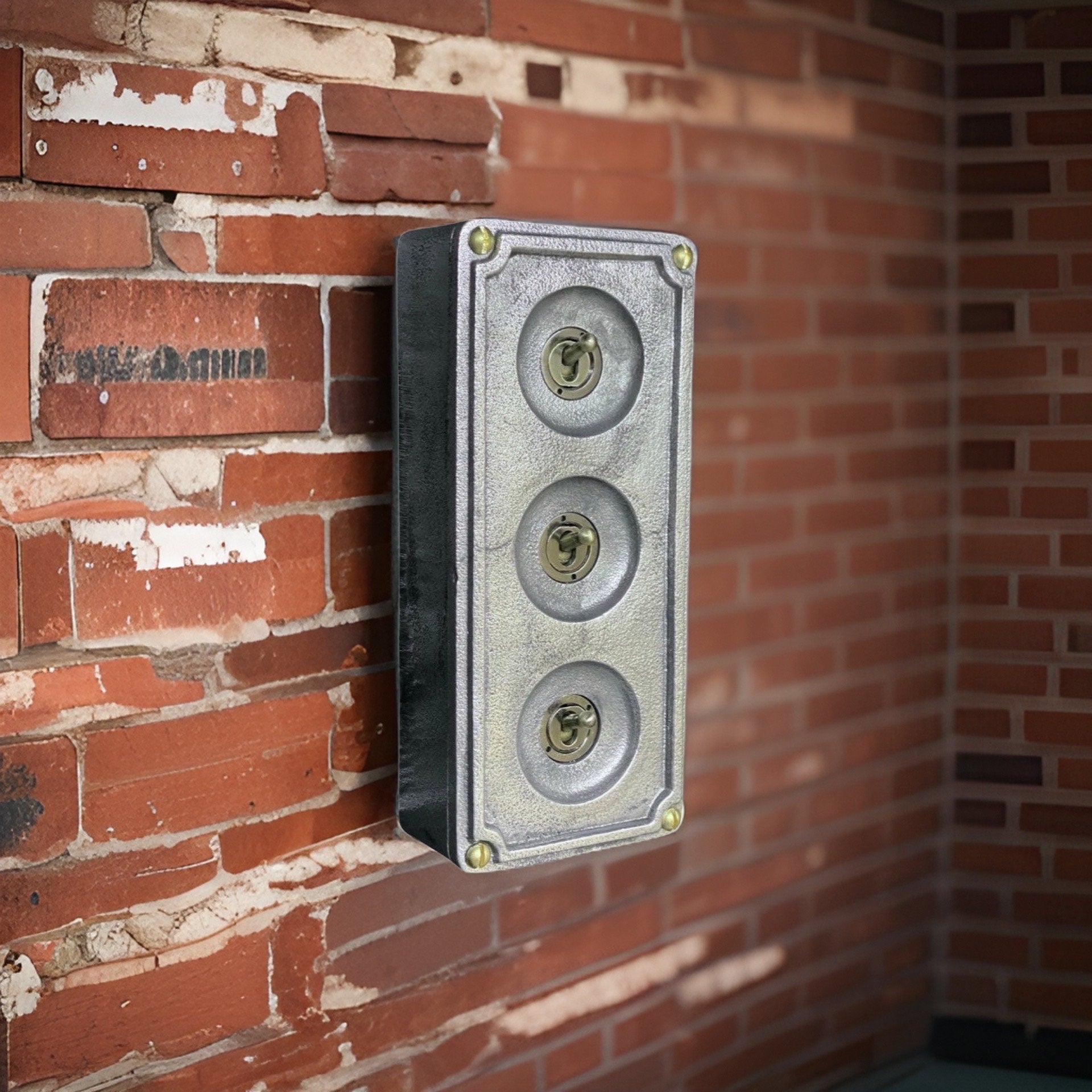 3 Gang 2 Way Solid Cast Metal Surface Mounting Conduit Light Switch Industrial - BS EN Approved Vintage 1950’s Britmac Style